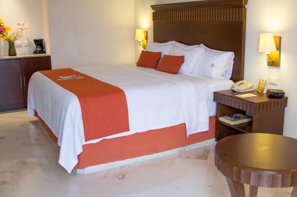 Ramada Plaza By Wyndham Veracruz Boca Del Rio Екстер'єр фото