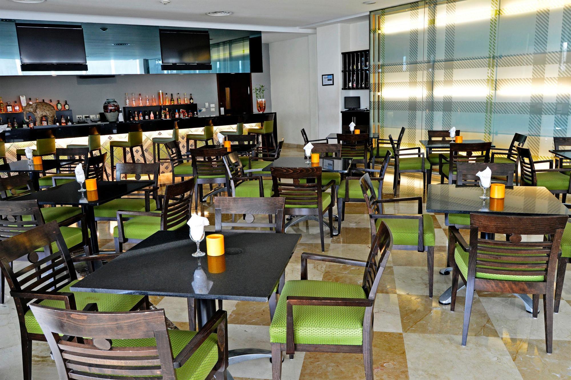 Ramada Plaza By Wyndham Veracruz Boca Del Rio Екстер'єр фото
